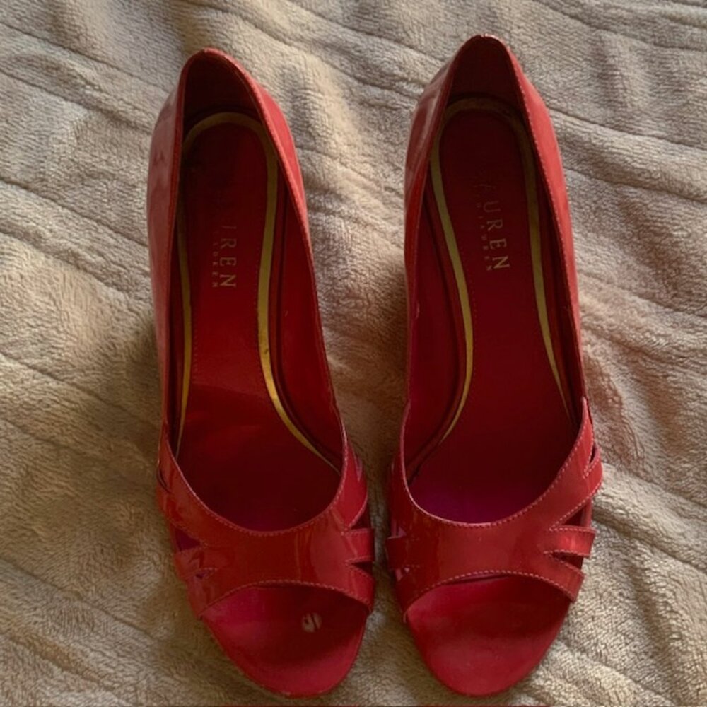 Ralph Lauren Fuchsia Patent Leather Wedges